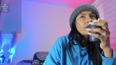 fernanda_liie_ online show from 04/27/26, 12:25