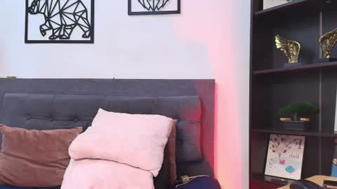 Fernandabrown s online show from 06/16/26, 12:30