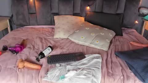 FERNANDA BROWN  online show from 03/08/26, 02:04