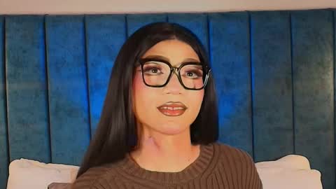 fernanda online show from 11/30/25, 03:43