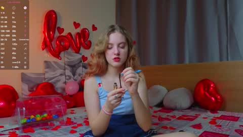 Snapshot of fernandafurfey chatting on 02/15/26, 01:13 Rachel online show from 02/15/26, 01:13