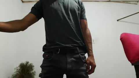 Snapshot of fernandez_latinblack chatting on 01/03/25, 09:05 fernandez_latinblack online show from 01/03/25, 09:05