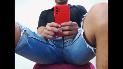 Snapshot of fernandez_latinblack chatting on 01/28/25, 02:00 fernandez_latinblack online show from 01/28/25, 02:00