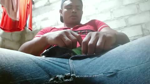 Snapshot of fernandez_latinblack chatting on 09/18/25, 10:45 fernandez_latinblack online show from 09/18/25, 10:45