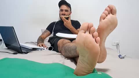 Snapshot of ferpaisa2024 chatting on 09/30/25, 04:17 insta ferxx1210 Fercho online show from 09/30/25, 04:17