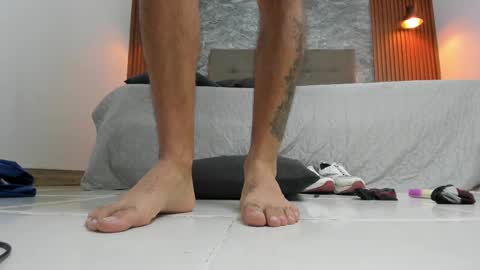 Snapshot of ferpaisa2024 chatting on 10/27/25, 08:46 insta ferxx1210 Fercho online show from 10/27/25, 08:46