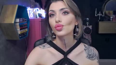 Sarah online show from 01/23/25, 06:14