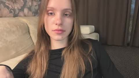 Lisa online show from 05/03/26, 01:39