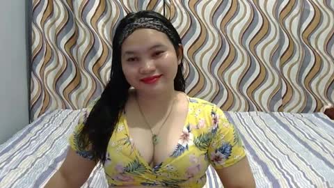 Snapshot of fhwilloughbyxx chatting on 03/29/26, 06:46 fhwilloughbyxx online show from 03/29/26, 06:46