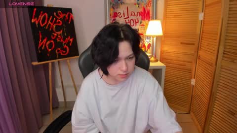 Snapshot of fiamoory chatting on 01/12/25, 04:21 fiamoory online show from 01/12/25, 04:21