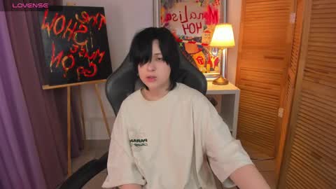 Snapshot of fiamoory chatting on 01/25/25, 04:23 fiamoory online show from 01/25/25, 04:23