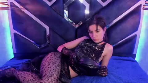   online show from 02/01/25, 03:07