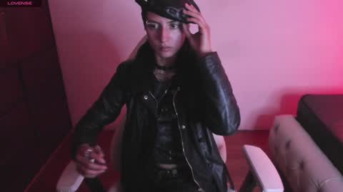   online show from 02/02/25, 03:21