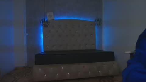   online show from 10/08/25, 11:52