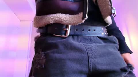   online show from 11/07/25, 11:43