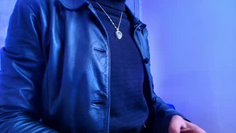   online show from 12/13/25, 07:53