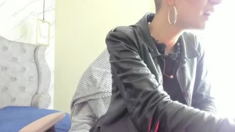   online show from 04/24/26, 12:29