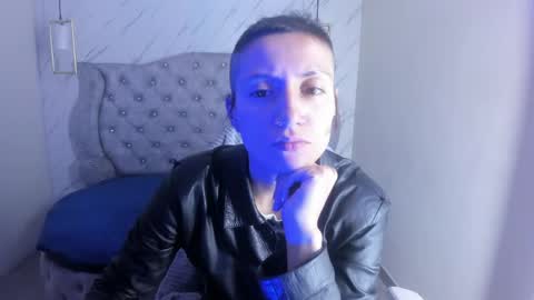 Snapshot of fieramadame chatting on 05/06/26, 12:10 online show from 05/06/26, 12:10