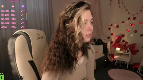 Snapshot of fieryfeline chatting on 03/22/26, 03:10 Filla online show from 03/22/26, 03:10