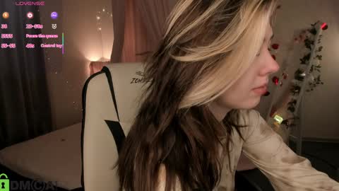 Snapshot of fieryfeline chatting on 03/26/26, 03:12 Filla online show from 03/26/26, 03:12