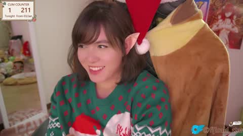 Snapshot of fijisakistar chatting on 12/26/24, 06:09 Fijisaki Soni online show from 12/26/24, 06:09