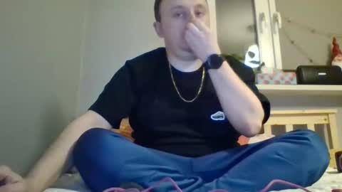 Snapshot of filipek757 chatting on 12/28/24, 05:14 filipek757 online show from 12/28/24, 05:14