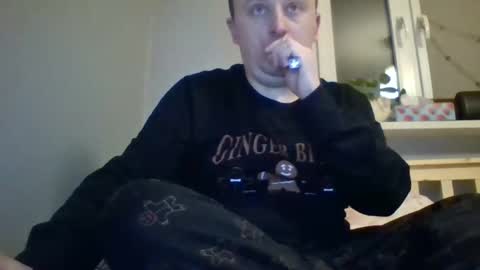 Snapshot of filipek757 chatting on 12/28/24, 08:47 filipek757 online show from 12/28/24, 08:47