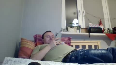 Snapshot of filipek757 chatting on 12/29/24, 07:00 filipek757 online show from 12/29/24, 07:00