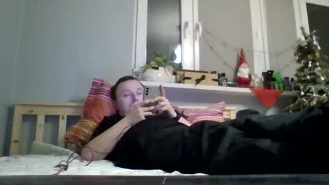 Snapshot of filipek757 chatting on 01/07/25, 10:52 filipek757 online show from 01/07/25, 10:52