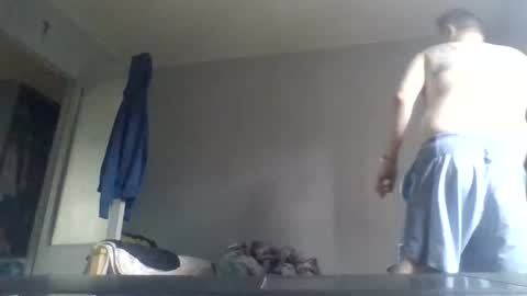 Snapshot of filipek757 chatting on 09/23/25, 08:50 filipek757 online show from 09/23/25, 08:50