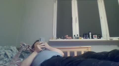 Snapshot of filipek757 chatting on 10/04/25, 10:19 filipek757 online show from 10/04/25, 10:19