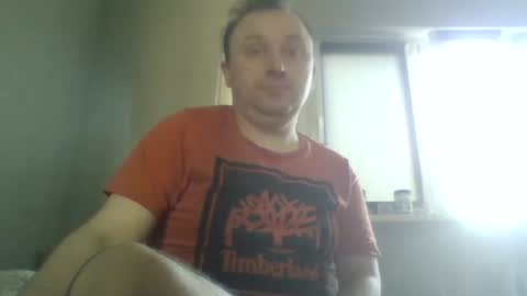 Snapshot of filipek757 chatting on 10/19/25, 09:32 filipek757 online show from 10/19/25, 09:32