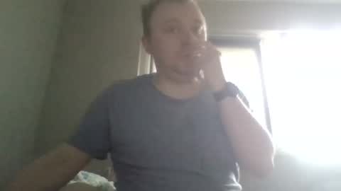 Snapshot of filipek757 chatting on 10/24/25, 10:55 filipek757 online show from 10/24/25, 10:55