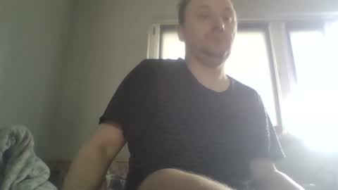 Snapshot of filipek757 chatting on 10/25/25, 10:01 filipek757 online show from 10/25/25, 10:01