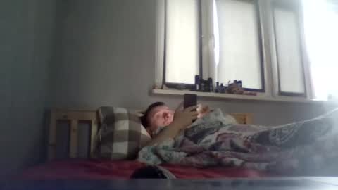 Snapshot of filipek757 chatting on 11/12/25, 09:10 filipek757 online show from 11/12/25, 09:10