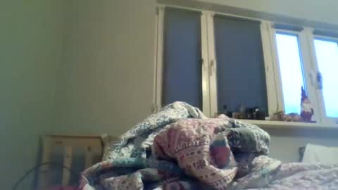 Snapshot of filipek757 chatting on 11/23/25, 02:28 filipek757 online show from 11/23/25, 02:28