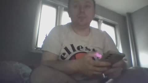 Snapshot of filipek757 chatting on 12/20/25, 08:54 filipek757 online show from 12/20/25, 08:54