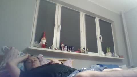 Snapshot of filipek757 chatting on 12/21/25, 09:55 filipek757 online show from 12/21/25, 09:55