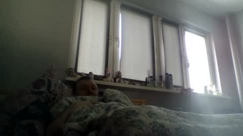 Snapshot of filipek757 chatting on 02/19/26, 08:32 filipek757 online show from 02/19/26, 08:32