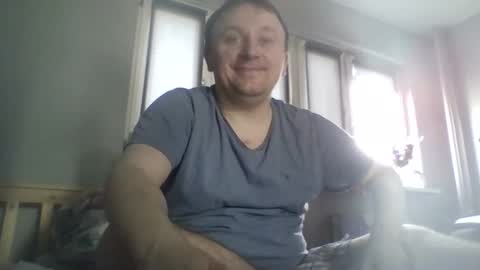 Snapshot of filipek757 chatting on 04/08/26, 08:03 filipek757 online show from 04/08/26, 08:03