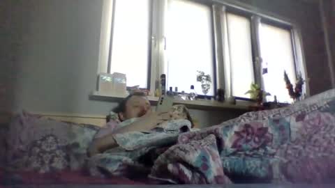Snapshot of filipek757 chatting on 04/18/26, 12:53 filipek757 online show from 04/18/26, 12:53