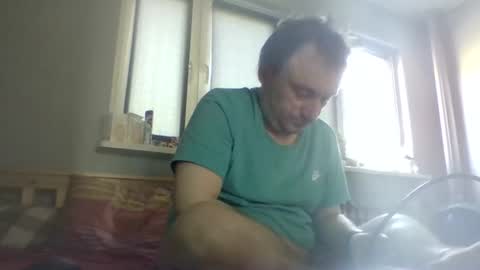 Snapshot of filipek757 chatting on 05/03/26, 11:05 filipek757 online show from 05/03/26, 11:05