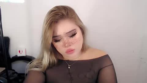 Snapshot of filipina_slutty69xxx chatting on 09/12/25, 01:38 Angela DONT FORGET TO FOLLOW AND GIVE ME APPRECIATION online show from 09/12/25, 01:38