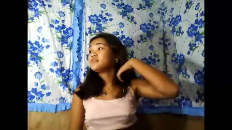 Snapshot of filipinagirl_18 chatting on 04/01/26, 08:28 filipinagirl_18 online show from 04/01/26, 08:28