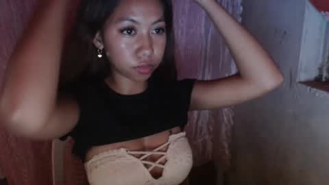 Snapshot of filipinawild_xx chatting on 03/01/25, 02:13 marife online show from 03/01/25, 02:13