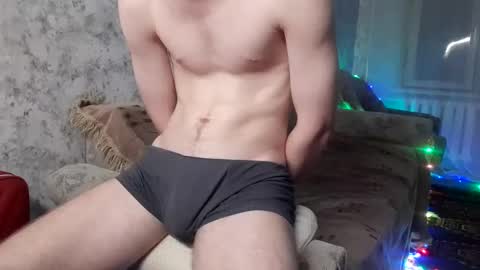 Snapshot of fillipsondon chatting on 01/26/25, 03:38 Whitechocolate online show from 01/26/25, 03:38