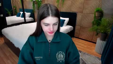 Amanda online show from 11/24/25, 10:04