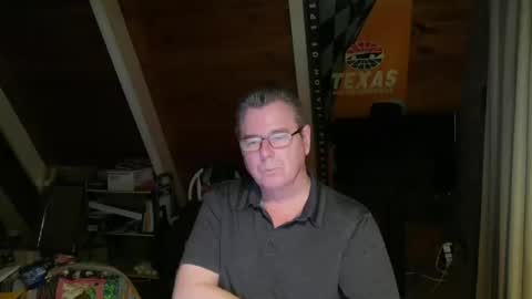 Snapshot of finderfiner chatting on 01/16/26, 10:30 finderfiner online show from 01/16/26, 10:30