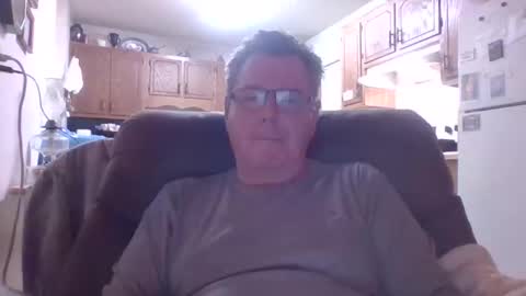 Snapshot of finderfiner chatting on 03/16/26, 05:44 finderfiner online show from 03/16/26, 05:44