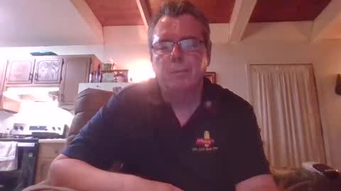 Snapshot of finderfiner chatting on 04/10/26, 10:31 finderfiner online show from 04/10/26, 10:31